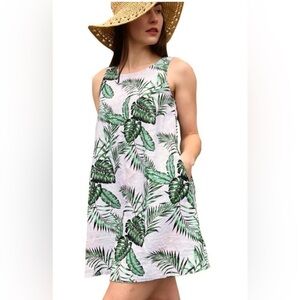 C&C California 100% linen shift dress featuring a tropical palm leaf print.